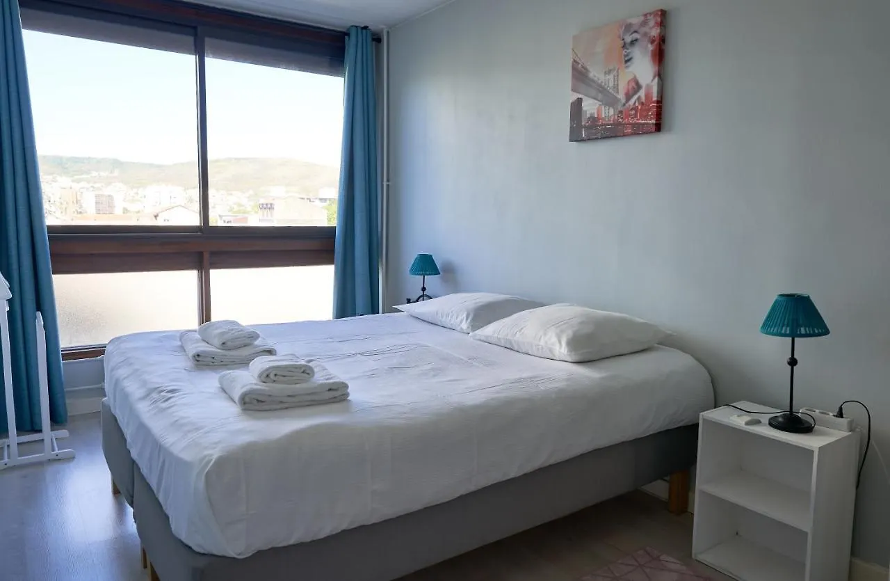 Vuelta Al Mundo Parking & Balcon Apartment Clermont-Ferrand 0*,  France