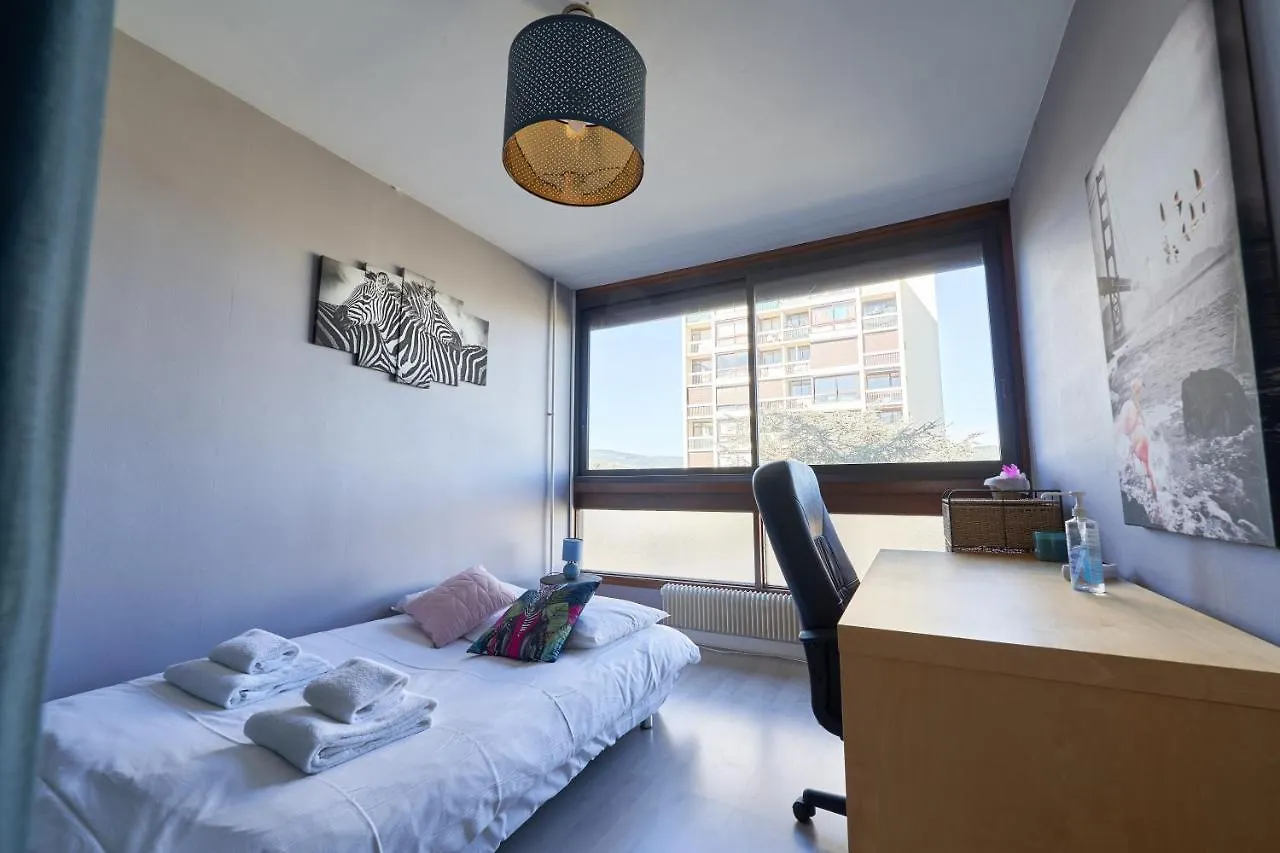Vuelta Al Mundo Parking & Balcon Apartment Clermont-Ferrand