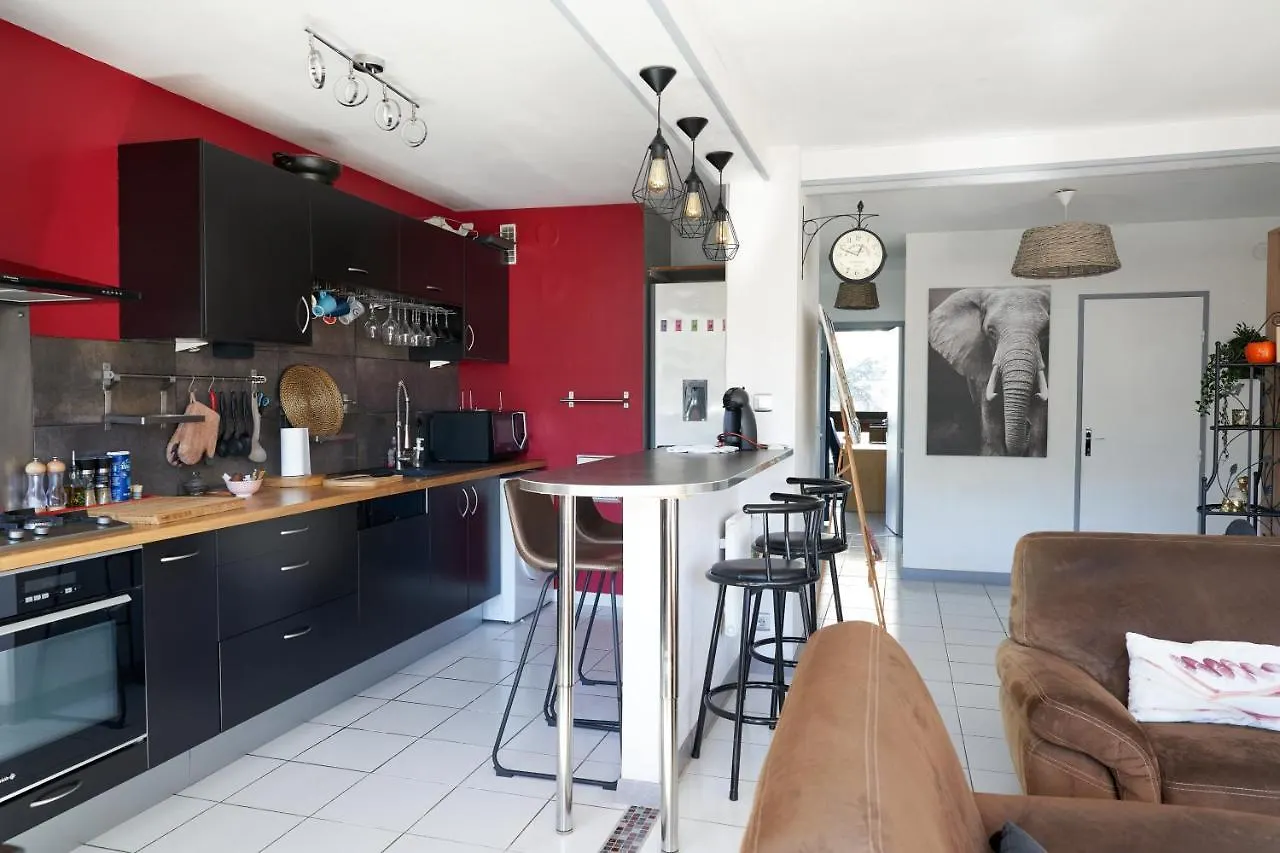 Vuelta Al Mundo Parking & Balcon Apartment Clermont-Ferrand
